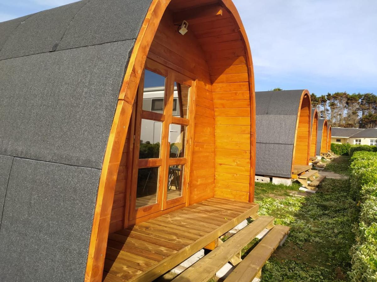 Bungalow 3 Personas - Camping Playa De Tapia تابيا دي كاسارييغو المظهر الخارجي الصورة